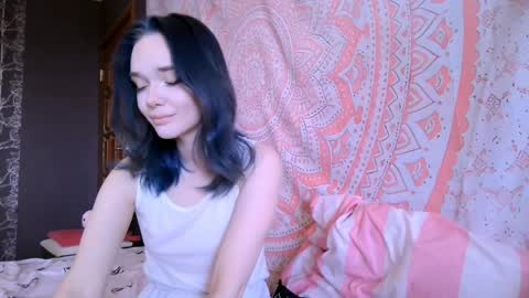 Snapshot of baby_onface chatting on 04.12.26 Alice online show from 04.12.26