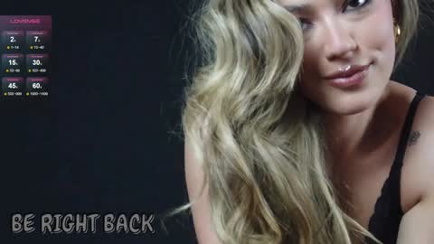 Snapshot of baby_sammyy chatting on 12.19.25 Baby Sammyy online show from 12.19.25