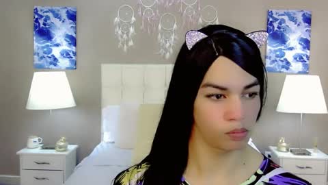 KENDALL online show from 09.24.25