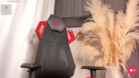 FOLLOW ME  online show from 10.27.25