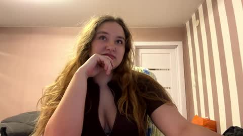 Snapshot of babyblissxx chatting on 06.01.26 Katerina online show from 06.01.26