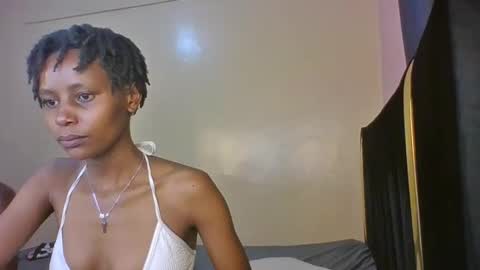 Snapshot of babybrown20 chatting on 04.26.26 babybrown online show from 04.26.26