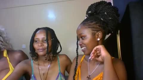 Snapshot of babybrown20 chatting on 05.12.26 babybrown online show from 05.12.26