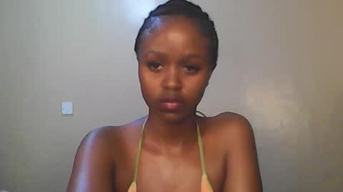 Snapshot of babybrown20 chatting on 06.29.26 babybrown online show from 06.29.26
