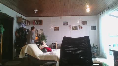 babydemon6 online show from 10.16.25