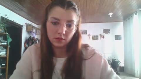 babydemon6 online show from 10.20.25