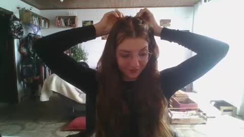 babydemon6 online show from 10.27.25