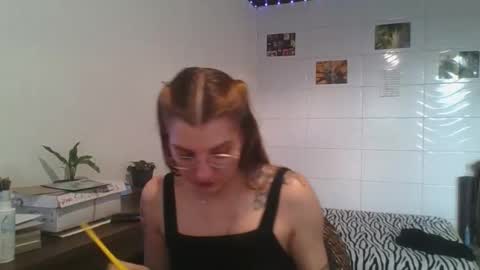 babydemon6 online show from 12.02.25