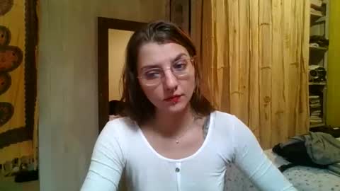 Snapshot of babydemon6 chatting on 05.17.26 babydemon6 online show from 05.17.26