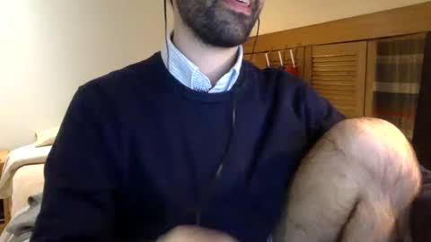 Tom A.    online show from 02.05.25