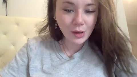 babyjulesxoxo online show from 10.23.25