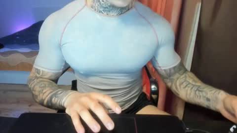 Snapshot of babylewisss chatting on 04.21.26 Amil online show from 04.21.26