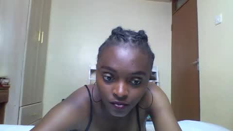 Snapshot of babylisah chatting on 09.18.25 Babylisah online show from 09.18.25