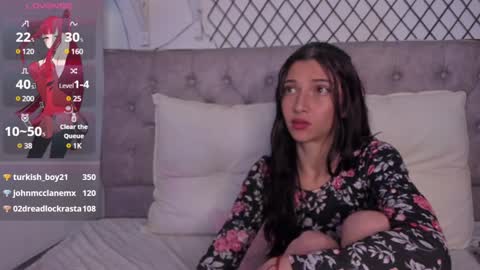 Snapshot of babylissie chatting on 01.04.25 babylissie online show from 01.04.25