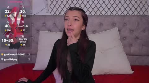 Snapshot of babylissie chatting on 01.29.25 babylissie online show from 01.29.25