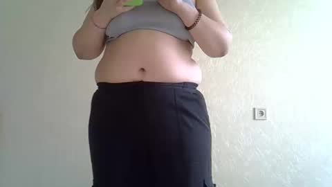 Snapshot of babymom1 chatting on 02.23.25 babymom1 online show from 02.23.25