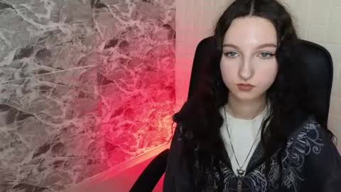 Nadin online show from 04.24.26