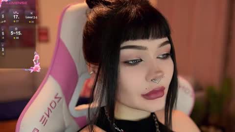 Snapshot of babyroxynill chatting on 05.06.26 Nika online show from 05.06.26
