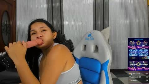 Snapshot of babyschoolgiirl chatting on 02.16.26 Xime Lions online show from 02.16.26