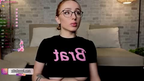 BabyyyLuna online show from 10.24.25