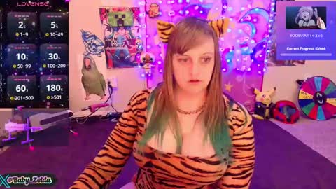 Snapshot of babyzelda chatting on 01.05.25 BabyZelda online show from 01.05.25