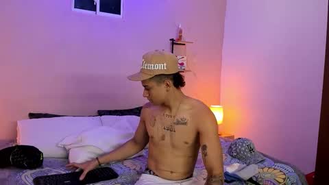 Snapshot of bad_boy__777 chatting on 09.22.25 bad_boy__777 online show from 09.22.25