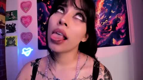 Snapshot of bad_cherry chatting on 02.08.25 Bratty Lanita - independent online show from 02.08.25