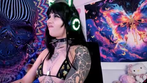 Snapshot of bad_cherry chatting on 02.21.25 Bratty Lanita - independent online show from 02.21.25