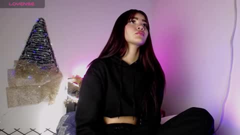 Angeles online show from 12.14.24