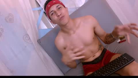 Snapshot of bad_guyssex chatting on 01.07.25 bad_guyssex online show from 01.07.25