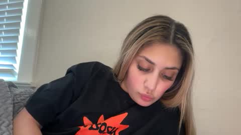 Snapshot of badbihdani18 chatting on 06.04.26 badbihdani18 online show from 06.04.26