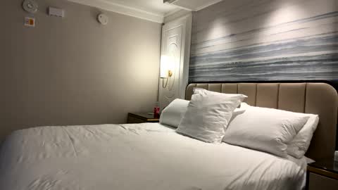 HotWifeFun32 online show from 01.25.25