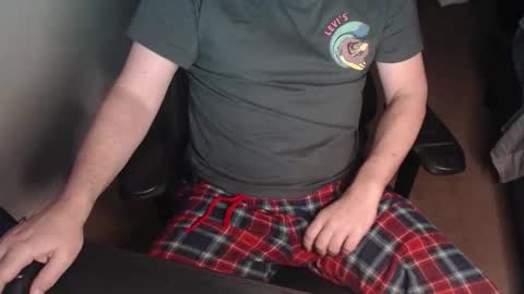 Snapshot of baddaddy77 chatting on 11.17.25 baddaddy77 online show from 11.17.25