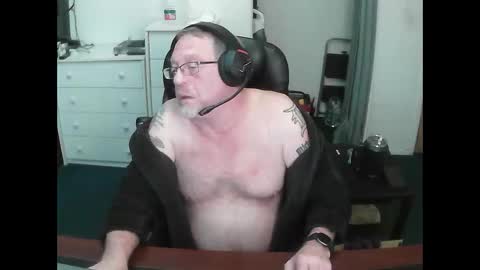 Snapshot of baddass60 chatting on 10.30.25 SexyBaddass online show from 10.30.25