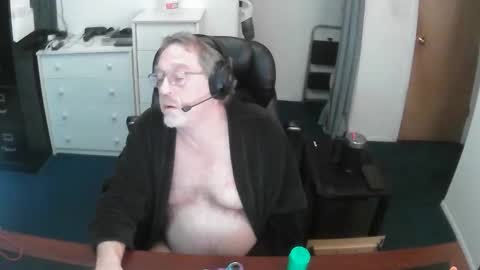 Snapshot of baddass60 chatting on 01.14.26 SexyBaddass online show from 01.14.26