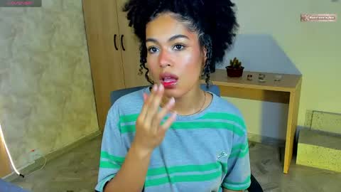 Snapshot of baddie_delaylaa chatting on 05.02.26 BADDIE DELAYLA online show from 05.02.26