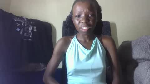Snapshot of baddie_floxxy chatting on 04.21.26 baddie_floxxy online show from 04.21.26