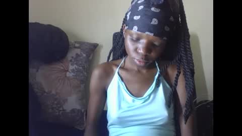 Snapshot of baddie_floxxy chatting on 05.22.26 baddie_floxxy online show from 05.22.26