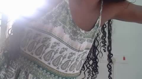Snapshot of baddiebitchx chatting on 05.17.26 baddiebitchx online show from 05.17.26