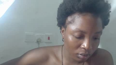 Snapshot of baddiebitchx chatting on 06.16.26 baddiebitchx online show from 06.16.26