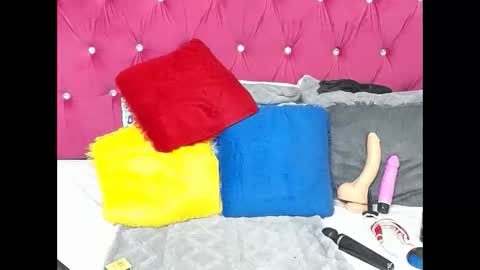 Snapshot of badgirlsexyt chatting on 11.22.25 badgirlsexyt online show from 11.22.25