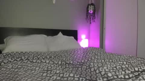 Jade online show from 09.19.25