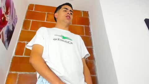 Snapshot of badjuanhot chatting on 12.26.24 Juan Help us reach 100 likes online show from 12.26.24