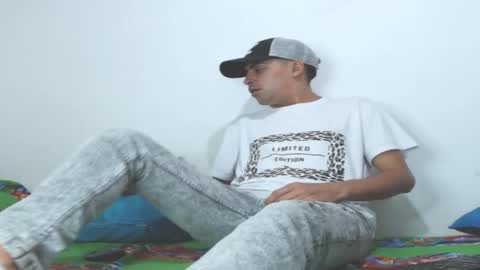 Snapshot of badjuanhot chatting on 01.09.25 Juan Help us reach 100 likes online show from 01.09.25