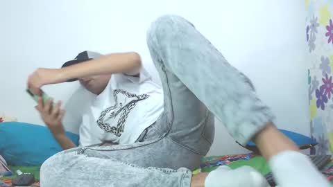 Snapshot of badjuanhot chatting on 01.09.25 Juan Help us reach 100 likes online show from 01.09.25