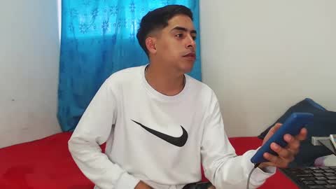 Snapshot of badjuanhot chatting on 01.19.25 Juan Help us reach 100 likes online show from 01.19.25