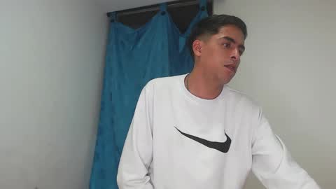 Snapshot of badjuanhot chatting on 01.21.25 Juan Help us reach 100 likes online show from 01.21.25