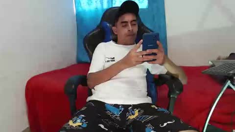 Snapshot of badjuanhot chatting on 03.05.25 Juan Help us reach 100 likes online show from 03.05.25