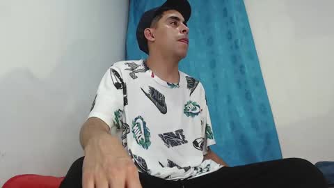 Snapshot of badjuanhot chatting on 03.11.25 Juan Help us reach 100 likes online show from 03.11.25