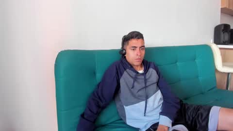 Snapshot of badjuanhot chatting on 10.03.25 Juan Help us reach 100 likes online show from 10.03.25